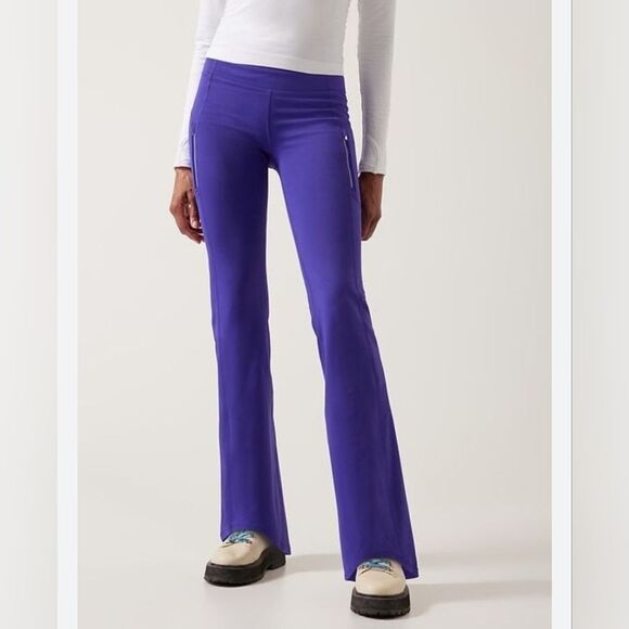 Athleta Rainier High Rise Bootcut Pant Noble Blue Womens Small 467899 Hiking Ski - Picture 1 of 12